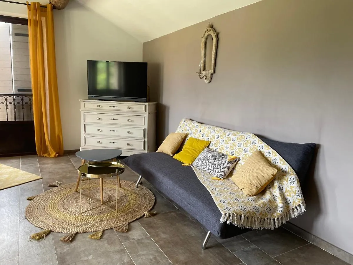 Cote Dentelles Bed & Breakfast Vacqueyras